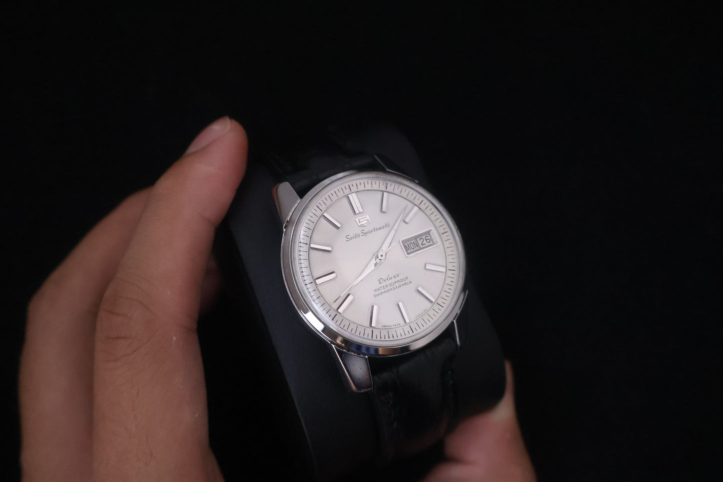 (SERVICED) Rare Vintage 1965 Seiko Sportsmatic 5 Deluxe Diashock 23 Jewels 7606-7992