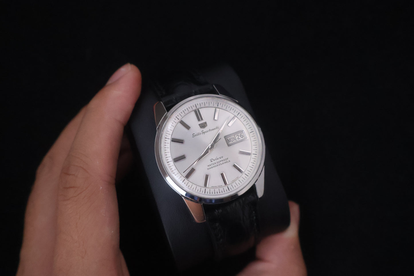 (SERVICED) Rare Vintage 1965 Seiko Sportsmatic 5 Deluxe Diashock 23 Jewels 7606-7992