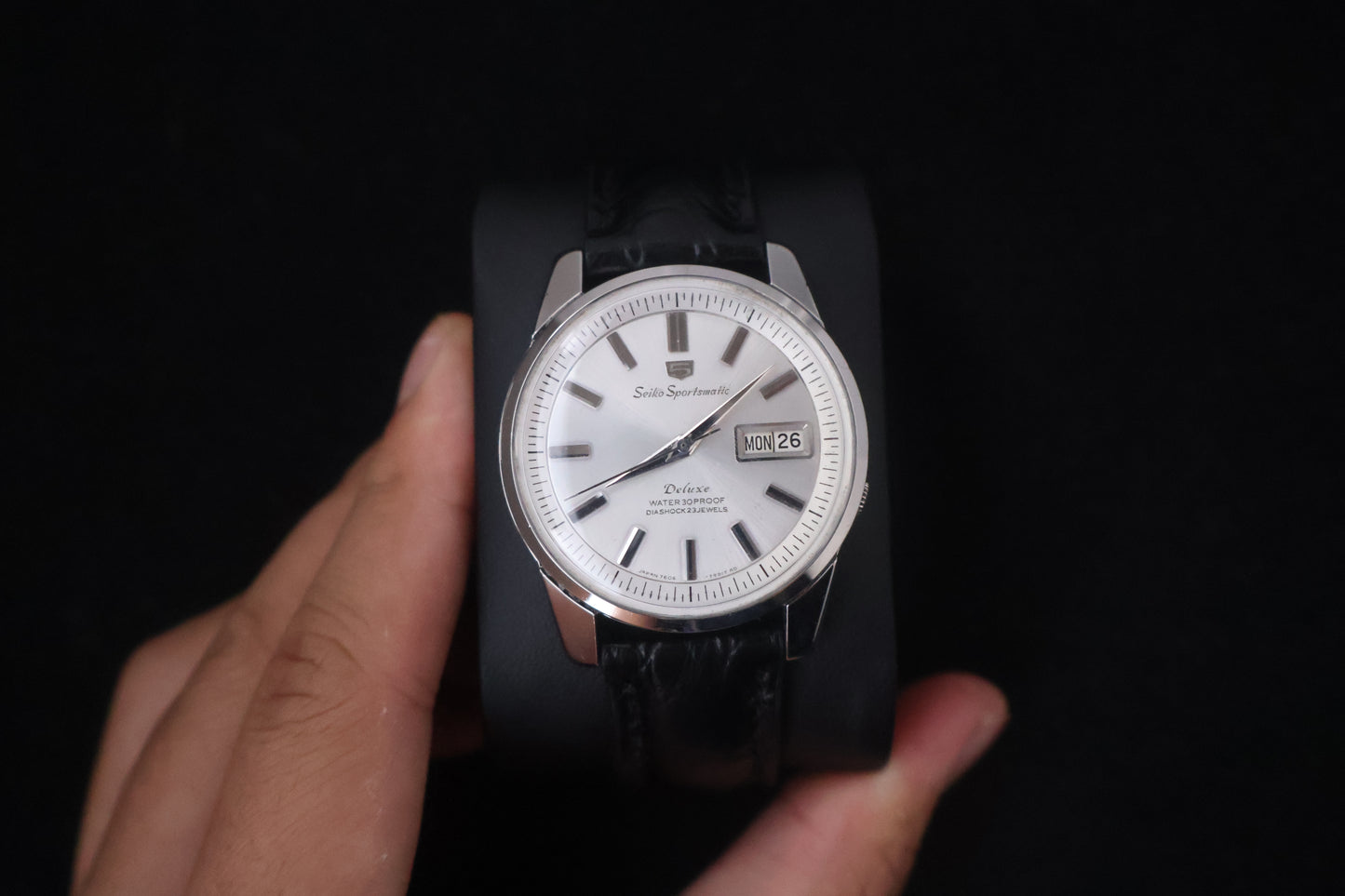 (SERVICED) Rare Vintage 1965 Seiko Sportsmatic 5 Deluxe Diashock 23 Jewels 7606-7992