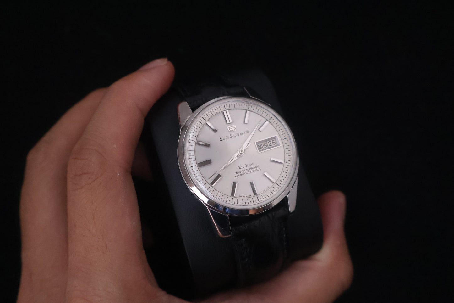 (SERVICED) Rare Vintage 1965 Seiko Sportsmatic 5 Deluxe Diashock 23 Jewels 7606-7992