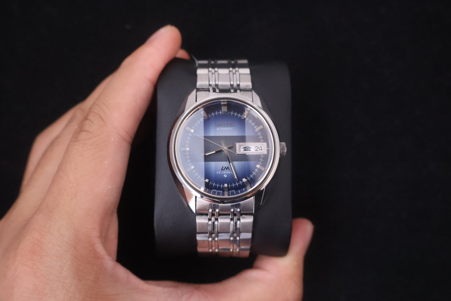 (SERVICED) Rare Vintage 1972 Seiko Lord Matic LM Blue Dial 23 Jewels 5606-7280
