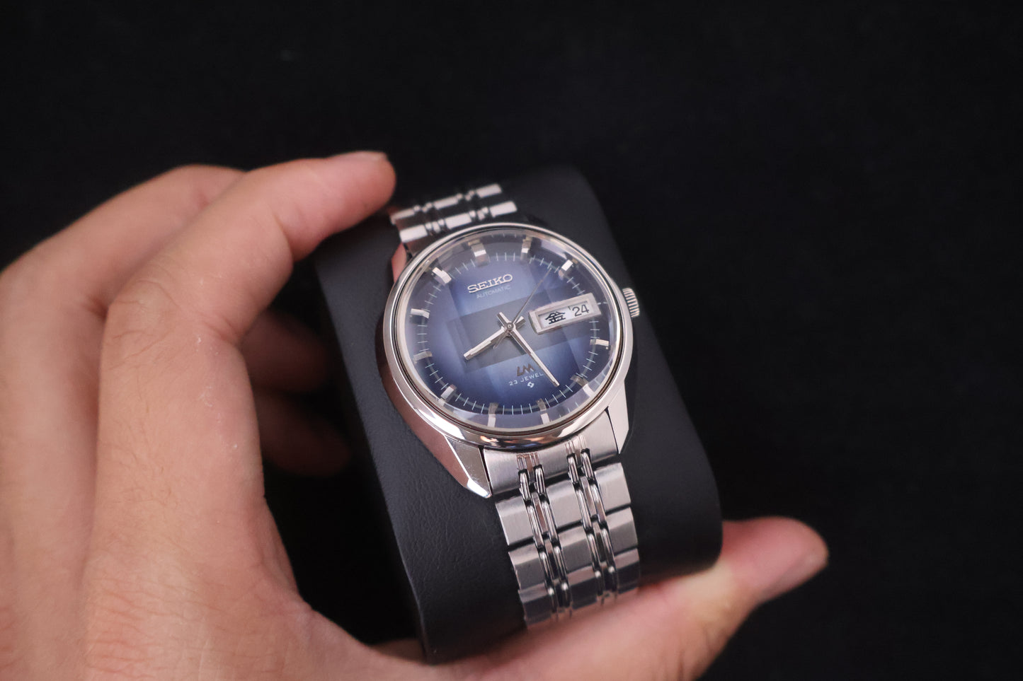 (SERVICED) Rare Vintage 1972 Seiko Lord Matic LM Blue Dial 23 Jewels 5606-7280
