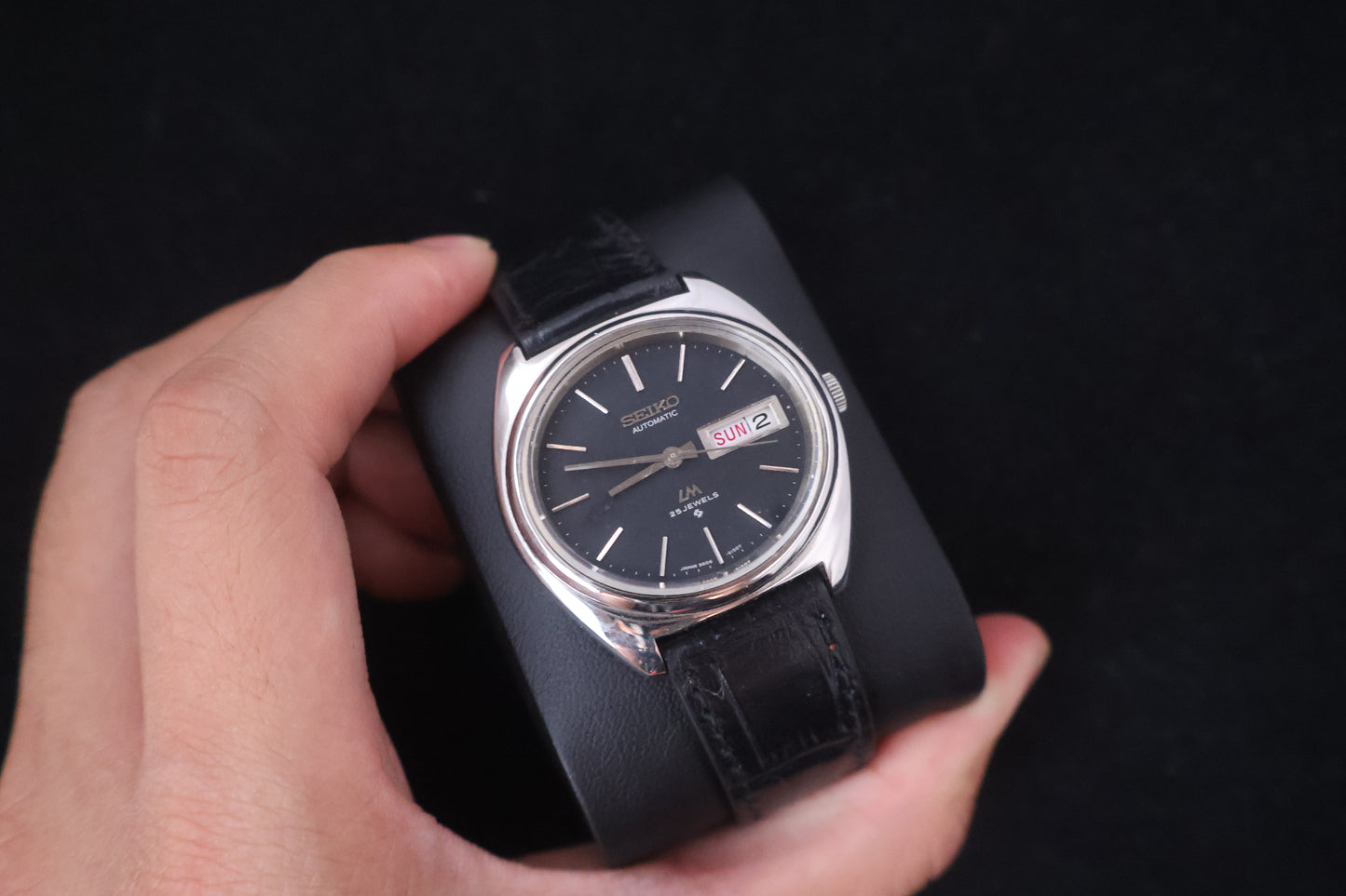 (SERVICED) Rare Vintage 1971 Seiko Lord Matic LM Black Dial 25 Jewels 5606-5050