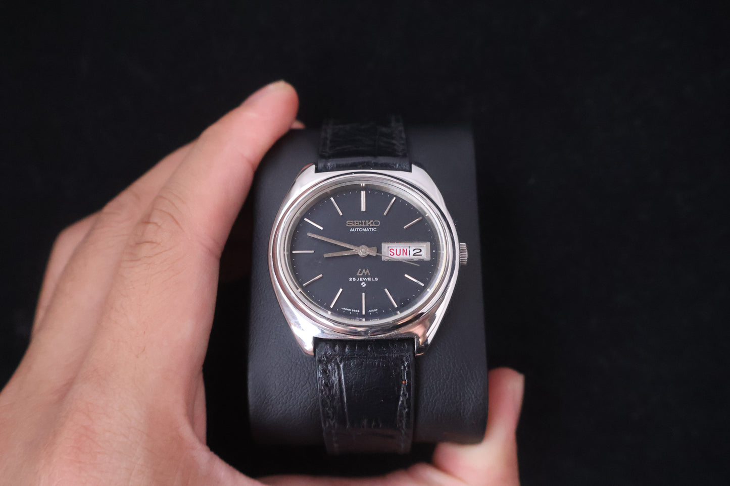 (SERVICED) Rare Vintage 1971 Seiko Lord Matic LM Black Dial 25 Jewels 5606-5050