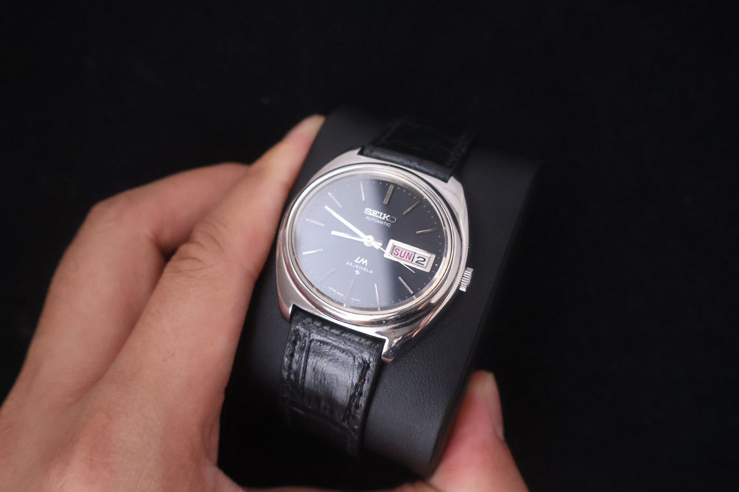 (SERVICED) Rare Vintage 1971 Seiko Lord Matic LM Black Dial 25 Jewels 5606-5050