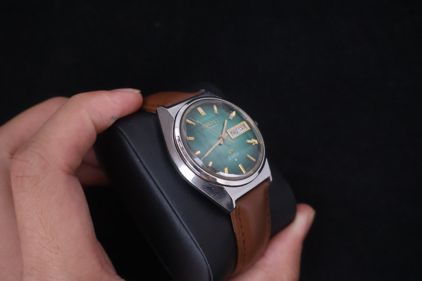 (SERVICED) Rare Vintage 1973 Seiko Lord Matic Emerald Green Faceted 23 Jewels 5606-7310