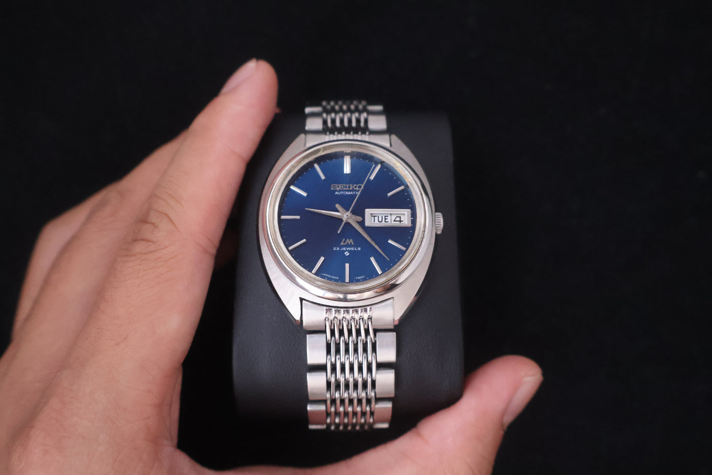 (SERVICED) Rare Vintage 1970 Seiko Lord Matic Blue Dial 23 Jewels 5606-7150