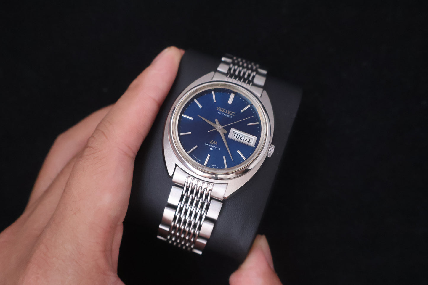 (SERVICED) Rare Vintage 1970 Seiko Lord Matic Blue Dial 23 Jewels 5606-7150
