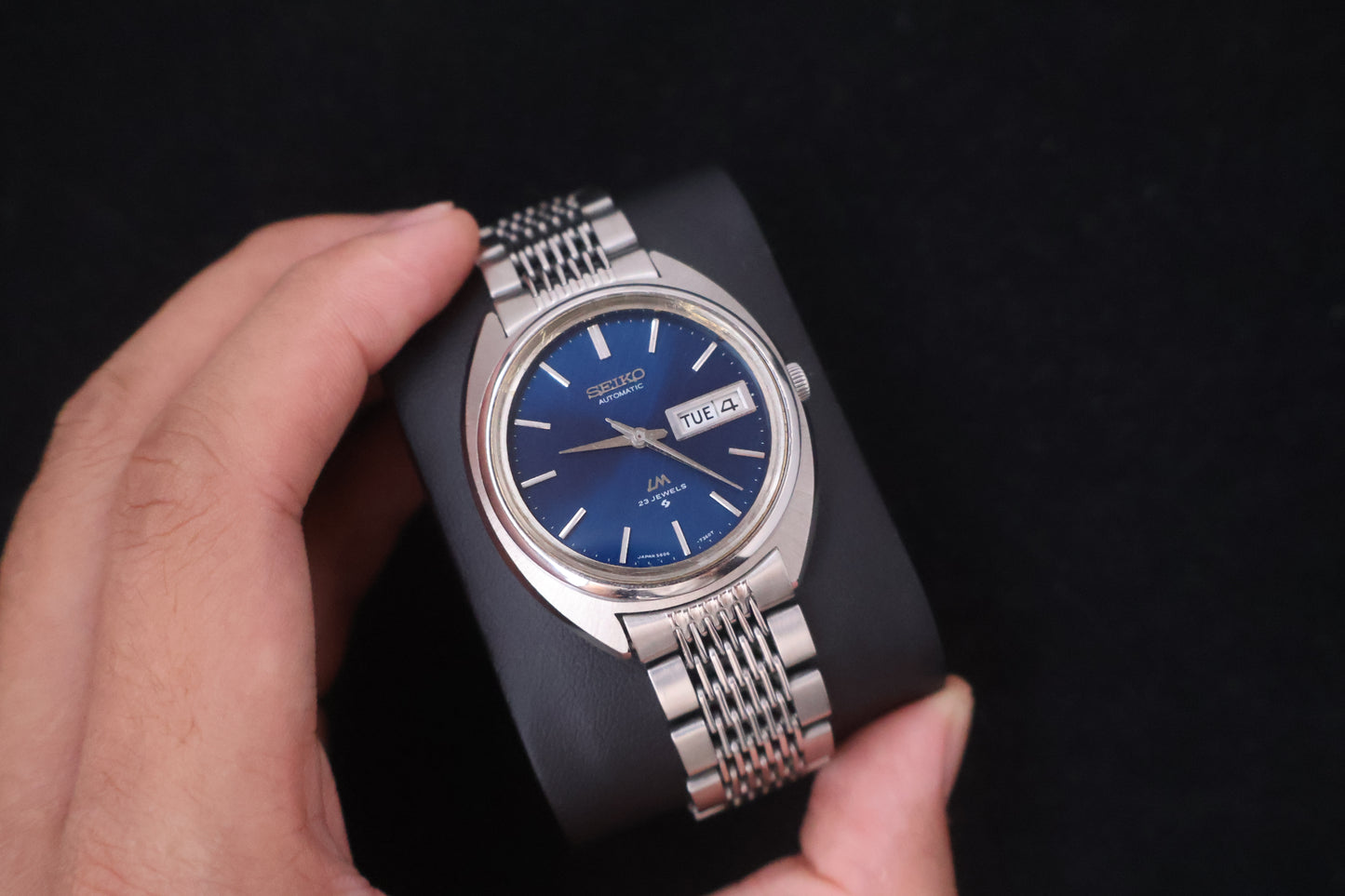 (SERVICED) Rare Vintage 1970 Seiko Lord Matic Blue Dial 23 Jewels 5606-7150