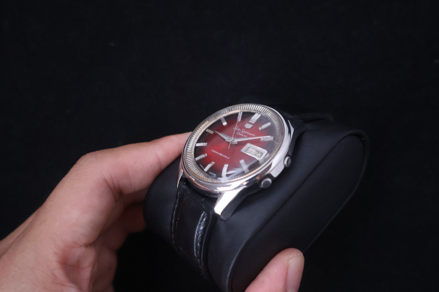 (SERVICED) Rare Vintage 1965 Seiko Sportsmatic Deluxe Red Dial 25 Jewels 7619-7070
