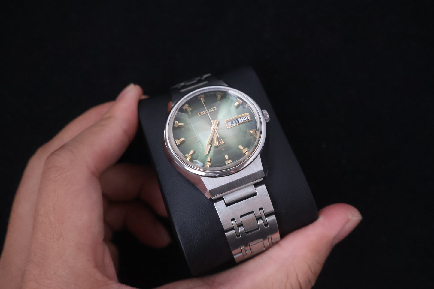 (SERVICED) Rare Vintage 1973 Seiko Lord Matic LM Emerald Green Faceted 23 Jewels 5606-7320