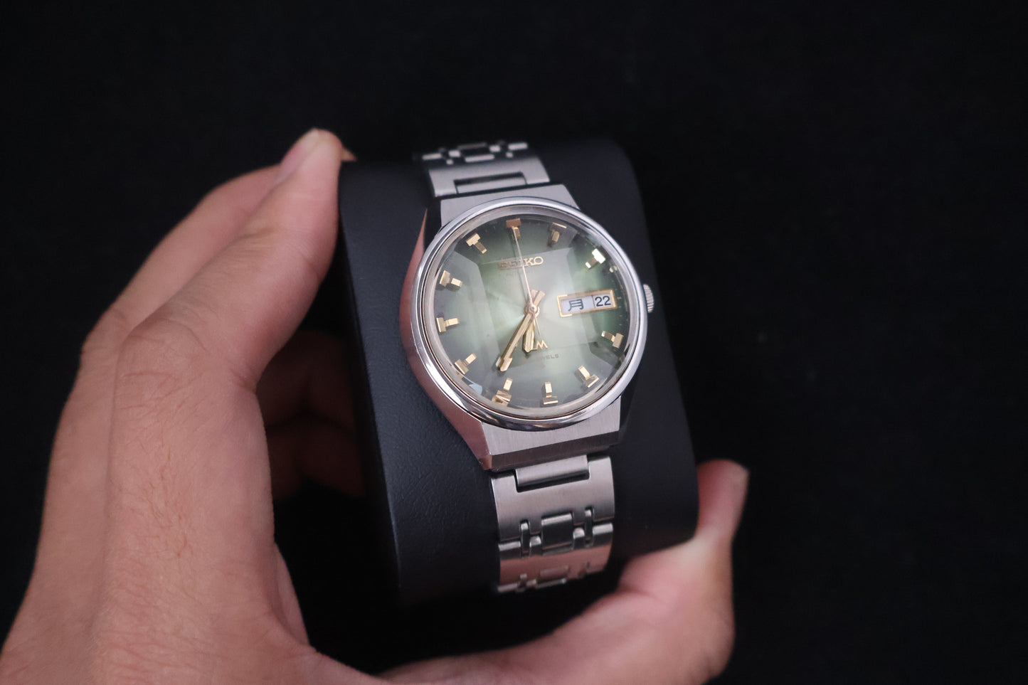 (SERVICED) Rare Vintage 1973 Seiko Lord Matic LM Emerald Green Faceted 23 Jewels 5606-7320