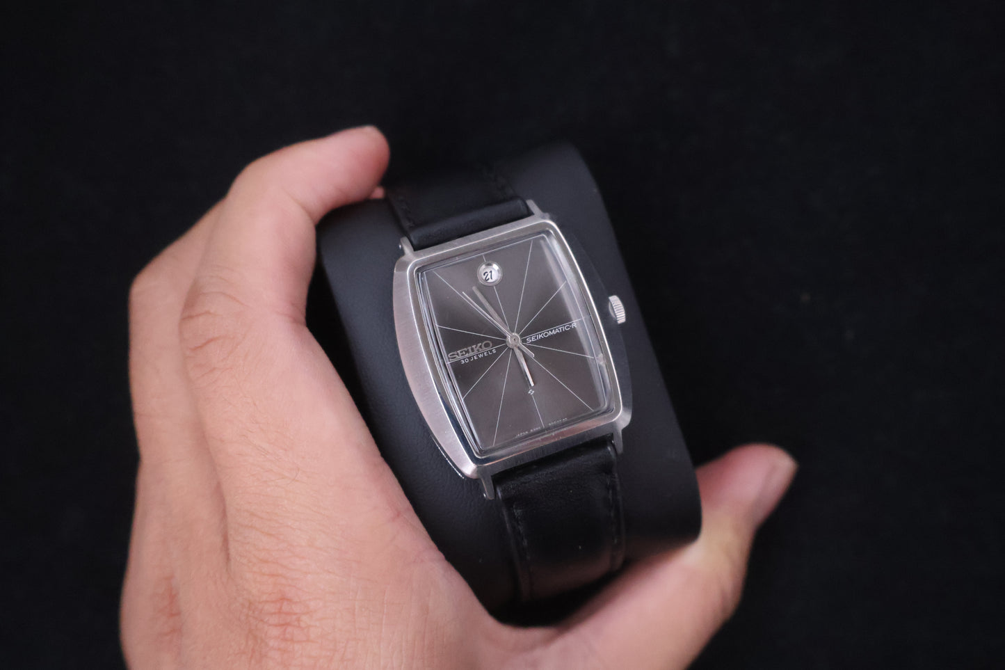 (SERVICED) Rare Vintage 1967 Seiko Seikomatic-R Charcoal Crosshair 30 Jewels 8305-5000