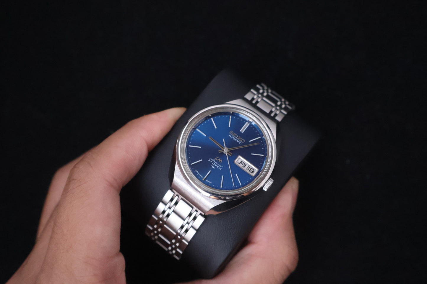 (SERVICED) Rare Vintage 1973 Seiko Lord Matic LM Special Blue Dial 23 Jewels 5206-6120