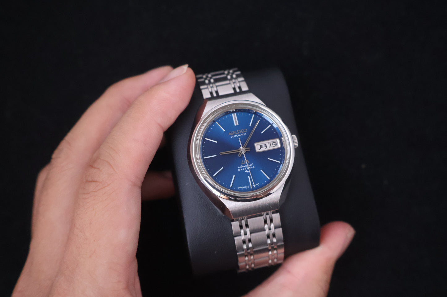 (SERVICED) Rare Vintage 1973 Seiko Lord Matic LM Special Blue Dial 23 Jewels 5206-6120