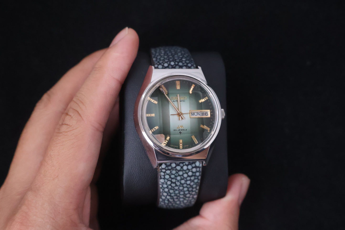 (SERVICED) Rare Vintage 1974 Seiko Lord Matic Emerald Faceted 23 Jewels 5606-7310