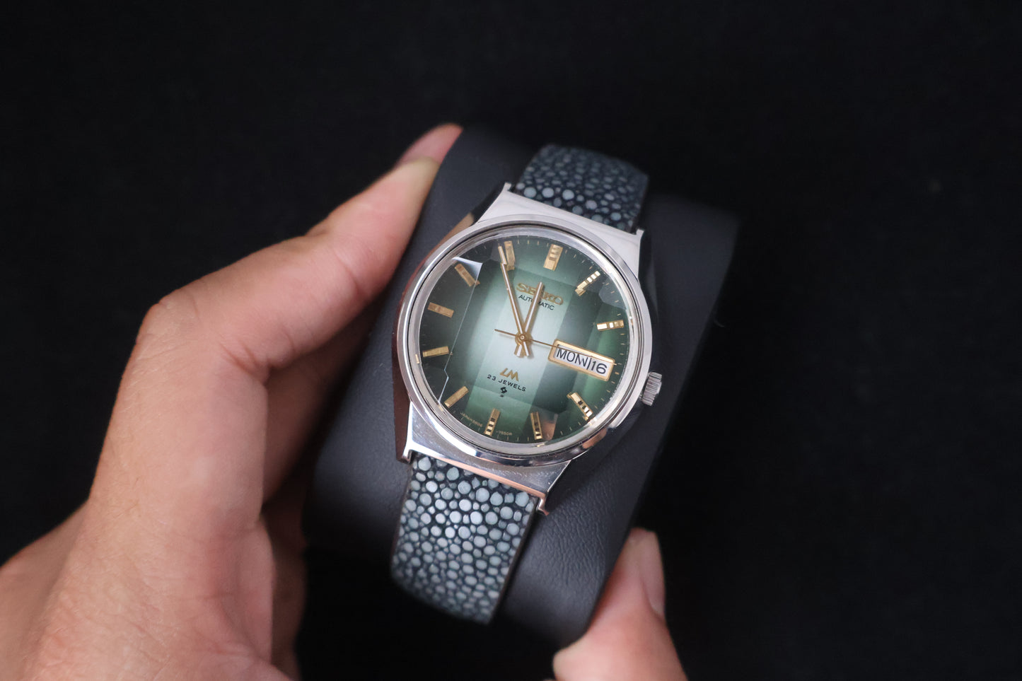 (SERVICED) Rare Vintage 1974 Seiko Lord Matic Emerald Faceted 23 Jewels 5606-7310
