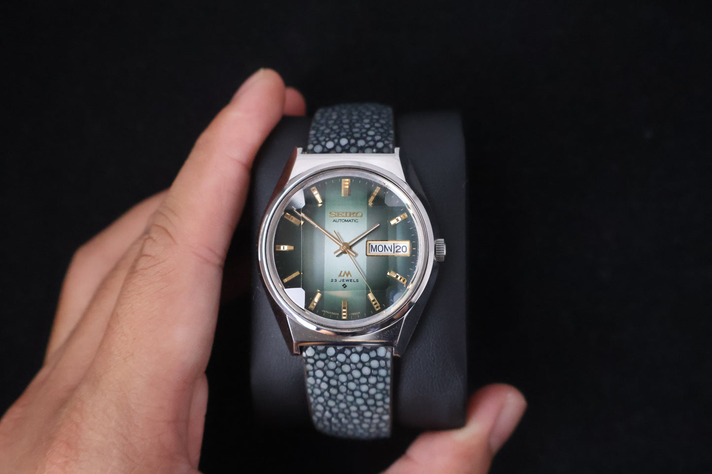 (SERVICED) Rare Vintage 1974 Seiko Lord Matic Emerald Faceted 23 Jewels 5606-7310