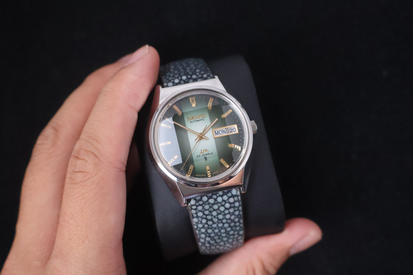 (SERVICED) Rare Vintage 1974 Seiko Lord Matic Emerald Faceted 23 Jewels 5606-7310