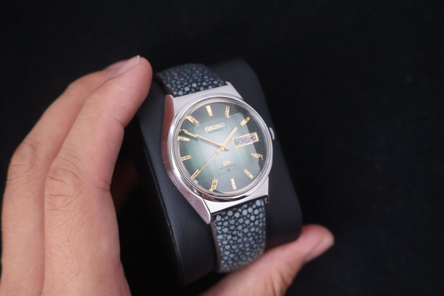 (SERVICED) Rare Vintage 1974 Seiko Lord Matic Emerald Faceted 23 Jewels 5606-7310