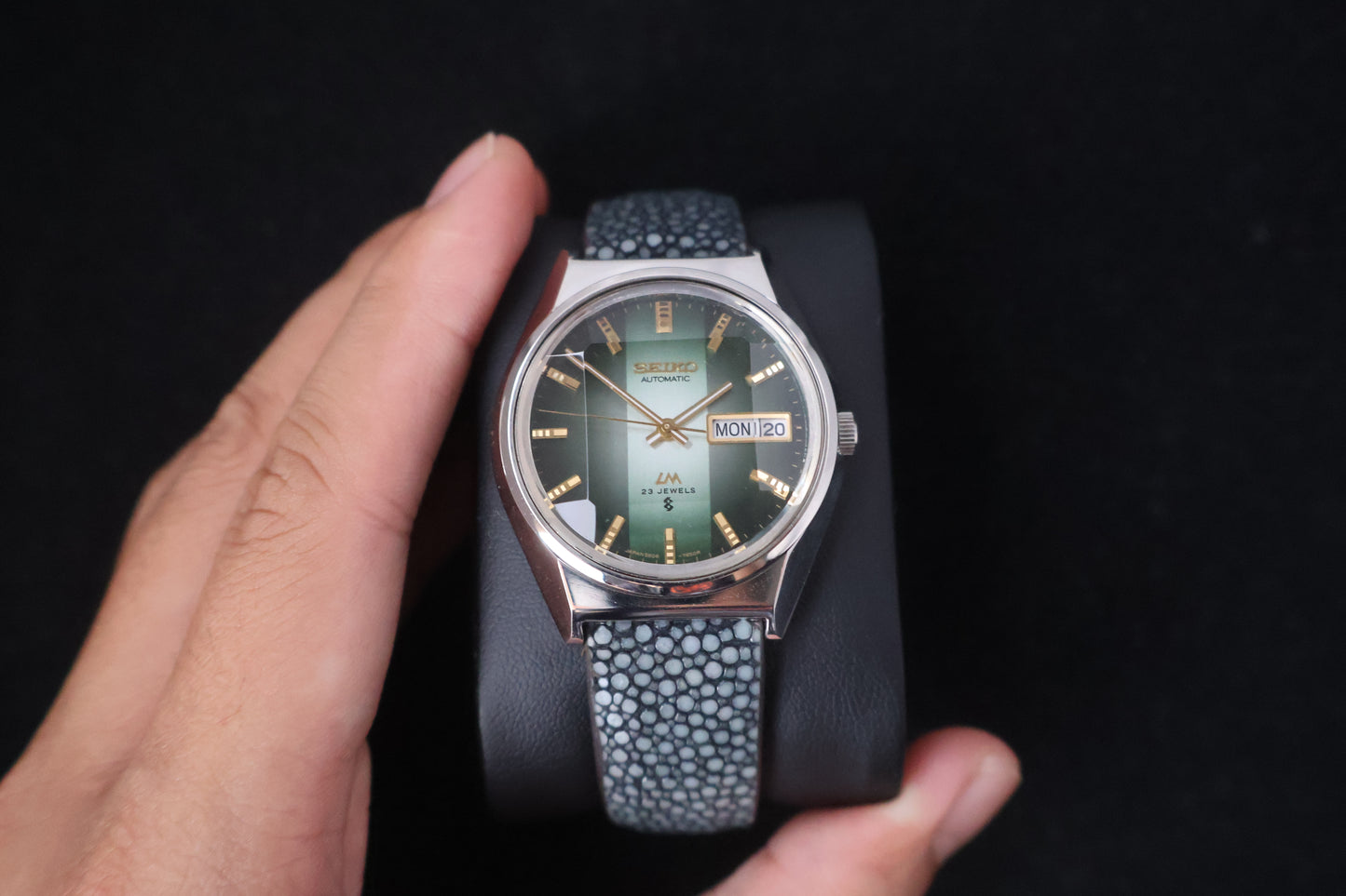 (SERVICED) Rare Vintage 1974 Seiko Lord Matic Emerald Faceted 23 Jewels 5606-7310