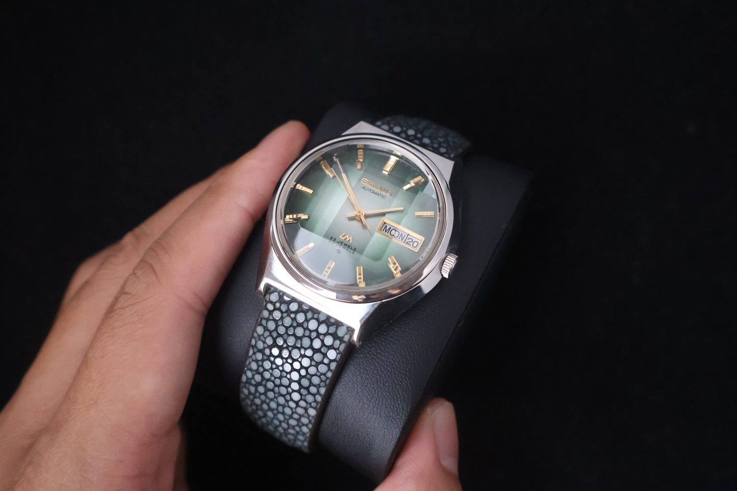 (SERVICED) Rare Vintage 1974 Seiko Lord Matic Emerald Faceted 23 Jewels 5606-7310
