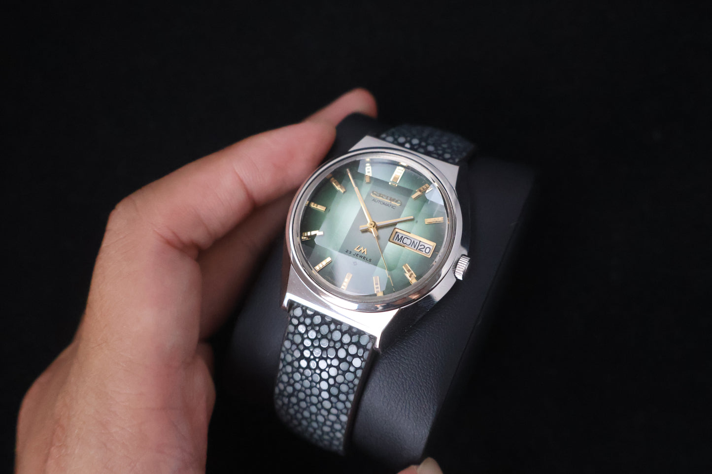 (SERVICED) Rare Vintage 1974 Seiko Lord Matic Emerald Faceted 23 Jewels 5606-7310