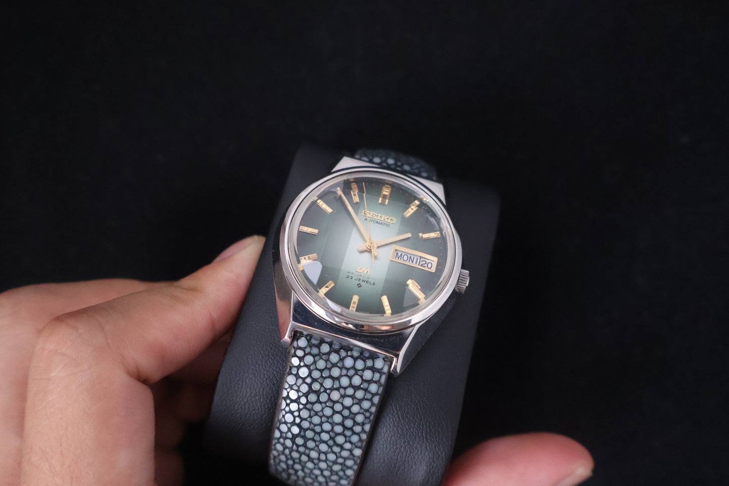 (SERVICED) Rare Vintage 1974 Seiko Lord Matic Emerald Faceted 23 Jewels 5606-7310