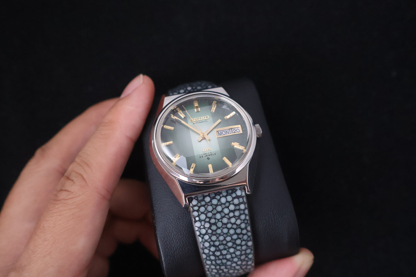 (SERVICED) Rare Vintage 1974 Seiko Lord Matic Emerald Faceted 23 Jewels 5606-7310
