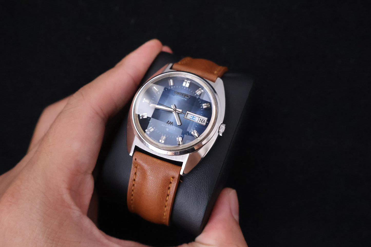 (SERVICED) Rare Vintage 1974 Seiko Lord Matic Blue Dial 23 Jewels 5606-7231