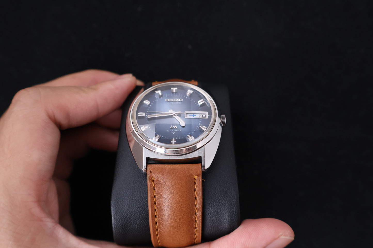 (SERVICED) Rare Vintage 1974 Seiko Lord Matic Blue Dial 23 Jewels 5606-7231