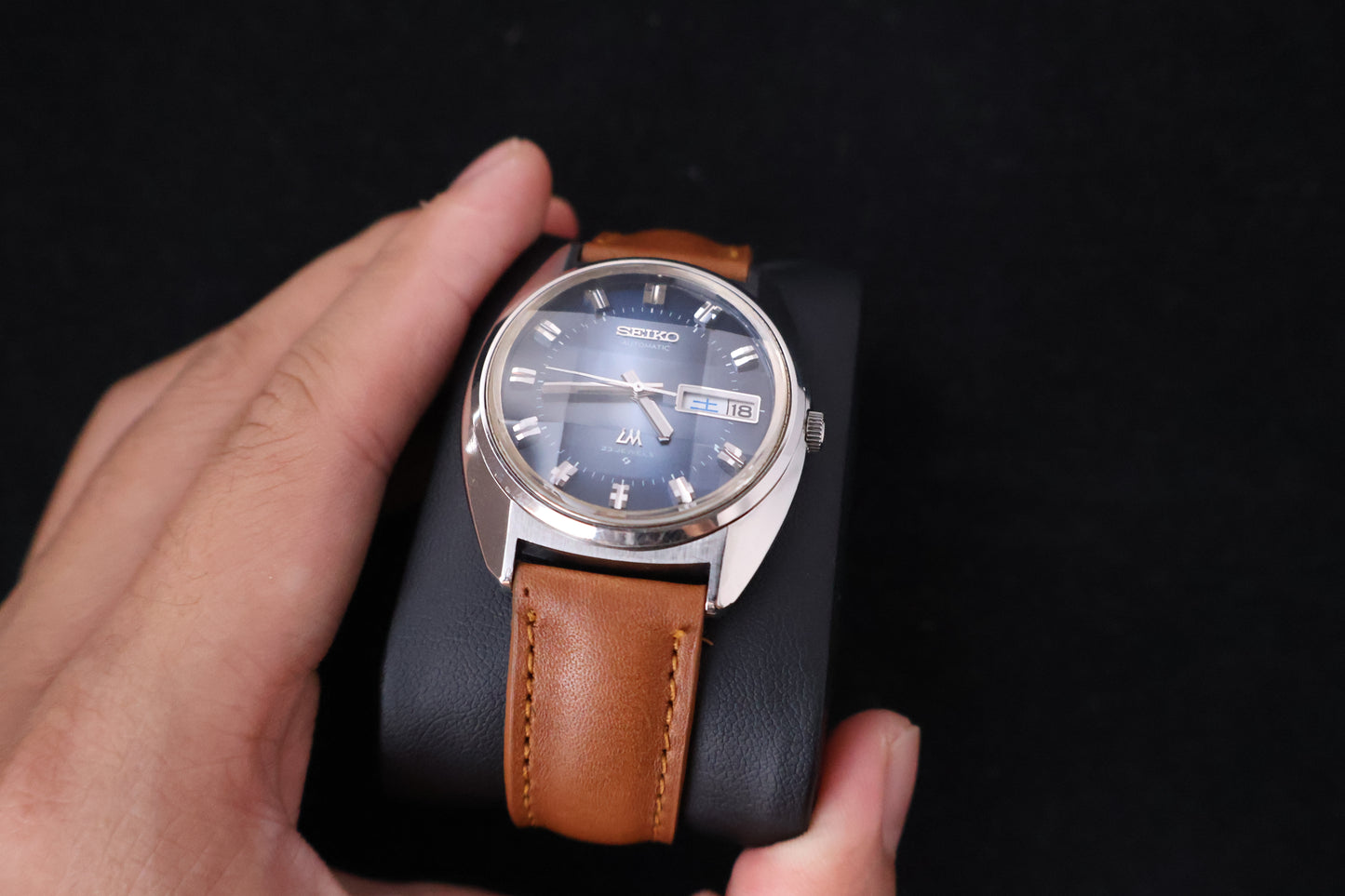 (SERVICED) Rare Vintage 1974 Seiko Lord Matic Blue Dial 23 Jewels 5606-7231