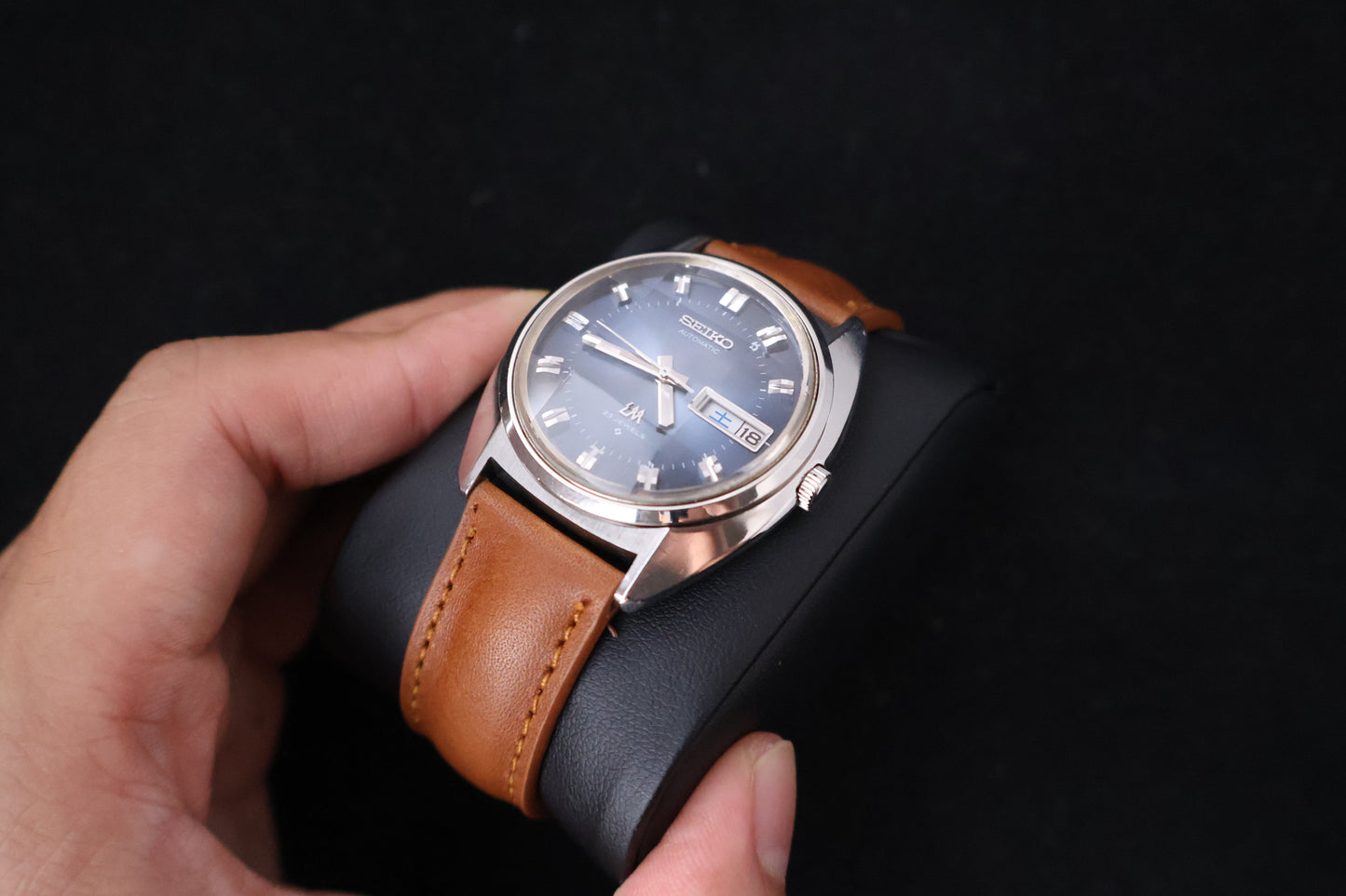 (SERVICED) Rare Vintage 1974 Seiko Lord Matic Blue Dial 23 Jewels 5606-7231