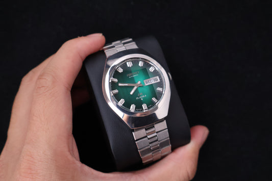 (SERVICED) Rare Vintage 1974 Seiko Lord Matic Emerald Faceted 23 Jewels 5606-7360