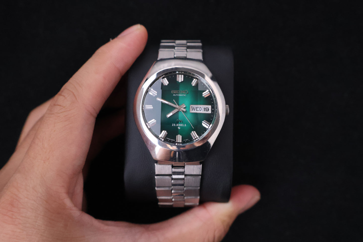 (SERVICED) Rare Vintage 1974 Seiko Lord Matic Emerald Faceted 23 Jewels 5606-7360