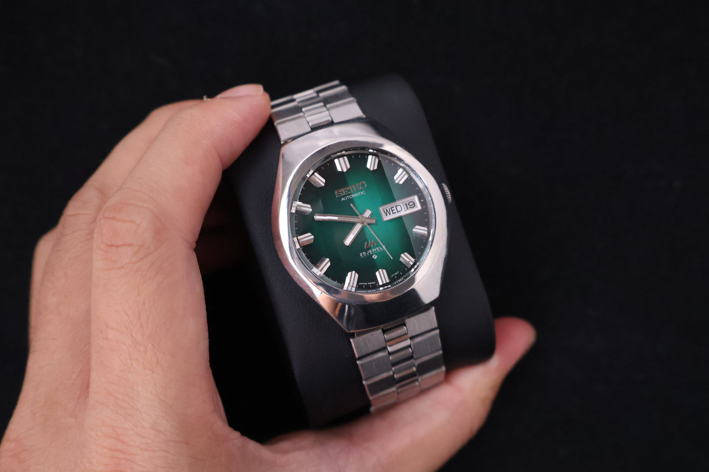 (SERVICED) Rare Vintage 1974 Seiko Lord Matic Emerald Faceted 23 Jewels 5606-7360
