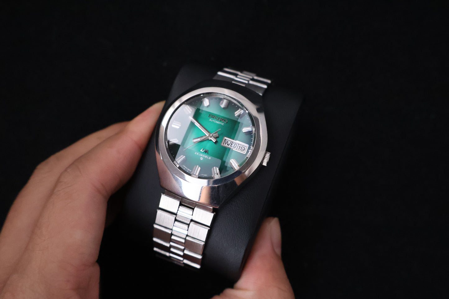 (SERVICED) Rare Vintage 1974 Seiko Lord Matic Emerald Faceted 23 Jewels 5606-7360
