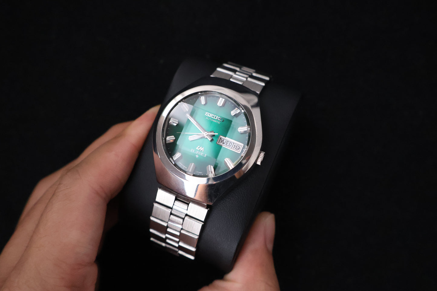 (SERVICED) Rare Vintage 1974 Seiko Lord Matic Emerald Faceted 23 Jewels 5606-7360