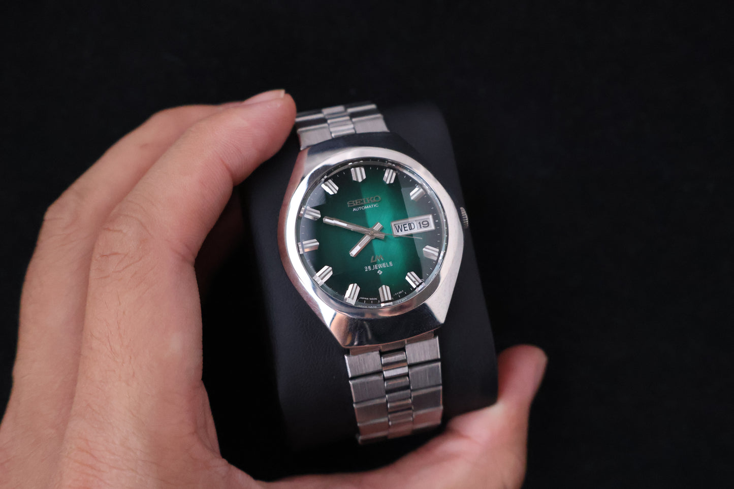 (SERVICED) Rare Vintage 1974 Seiko Lord Matic Emerald Faceted 23 Jewels 5606-7360