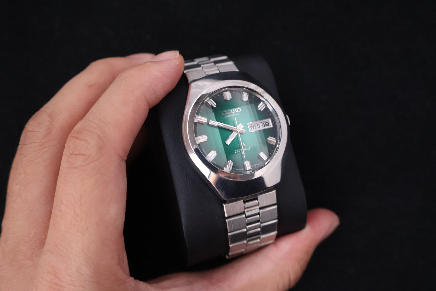 (SERVICED) Rare Vintage 1974 Seiko Lord Matic Emerald Faceted 23 Jewels 5606-7360