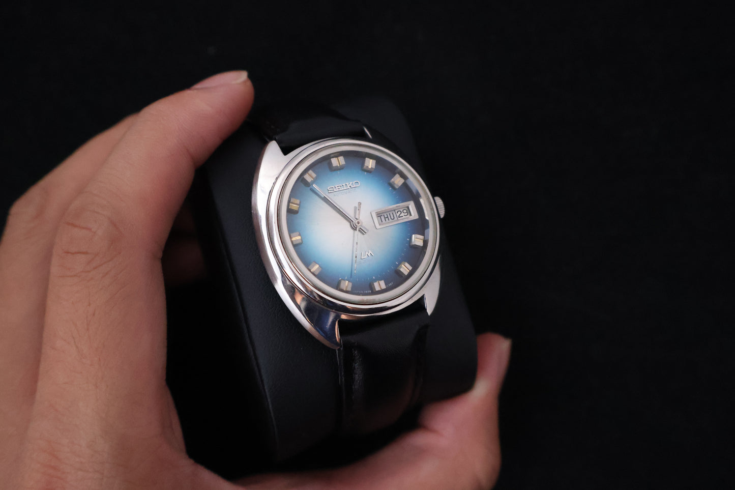 (SERVICED) Rare Vintage 1972 Seiko Lord Matic Blue Dial 23 Jewels 5606-7151