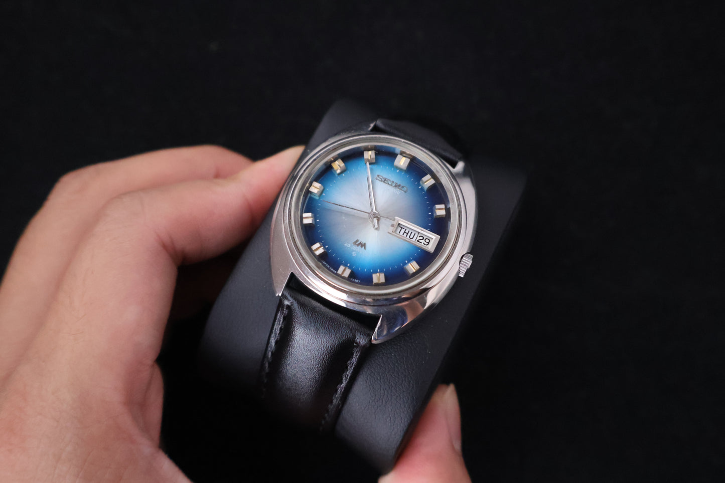 (SERVICED) Rare Vintage 1972 Seiko Lord Matic Blue Dial 23 Jewels 5606-7151