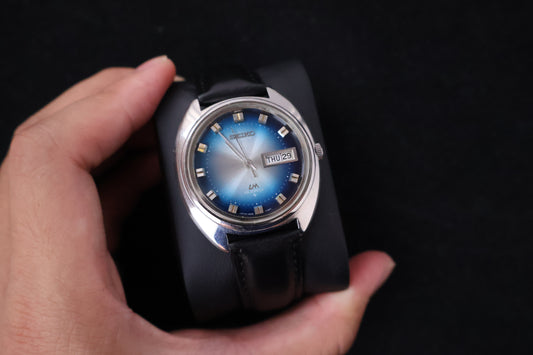 (SERVICED) Rare Vintage 1972 Seiko Lord Matic Blue Dial 23 Jewels 5606-7151