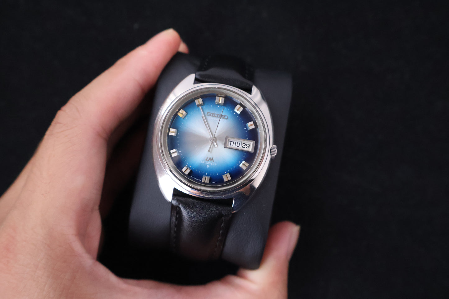(SERVICED) Rare Vintage 1972 Seiko Lord Matic Blue Dial 23 Jewels 5606-7151