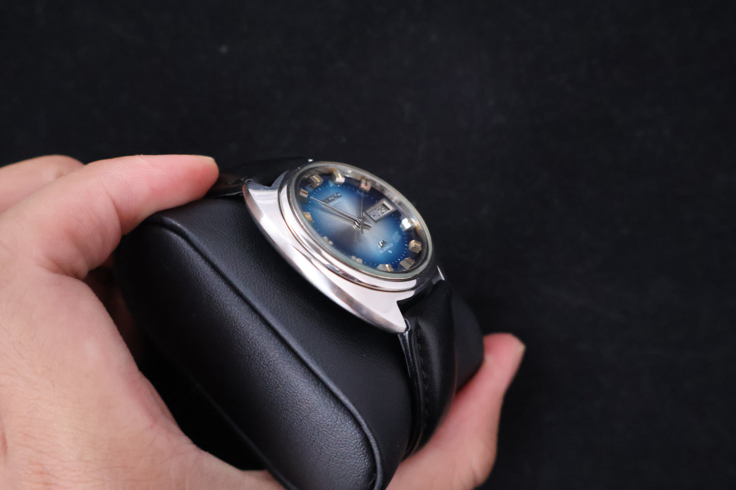 (SERVICED) Rare Vintage 1972 Seiko Lord Matic Blue Dial 23 Jewels 5606-7151