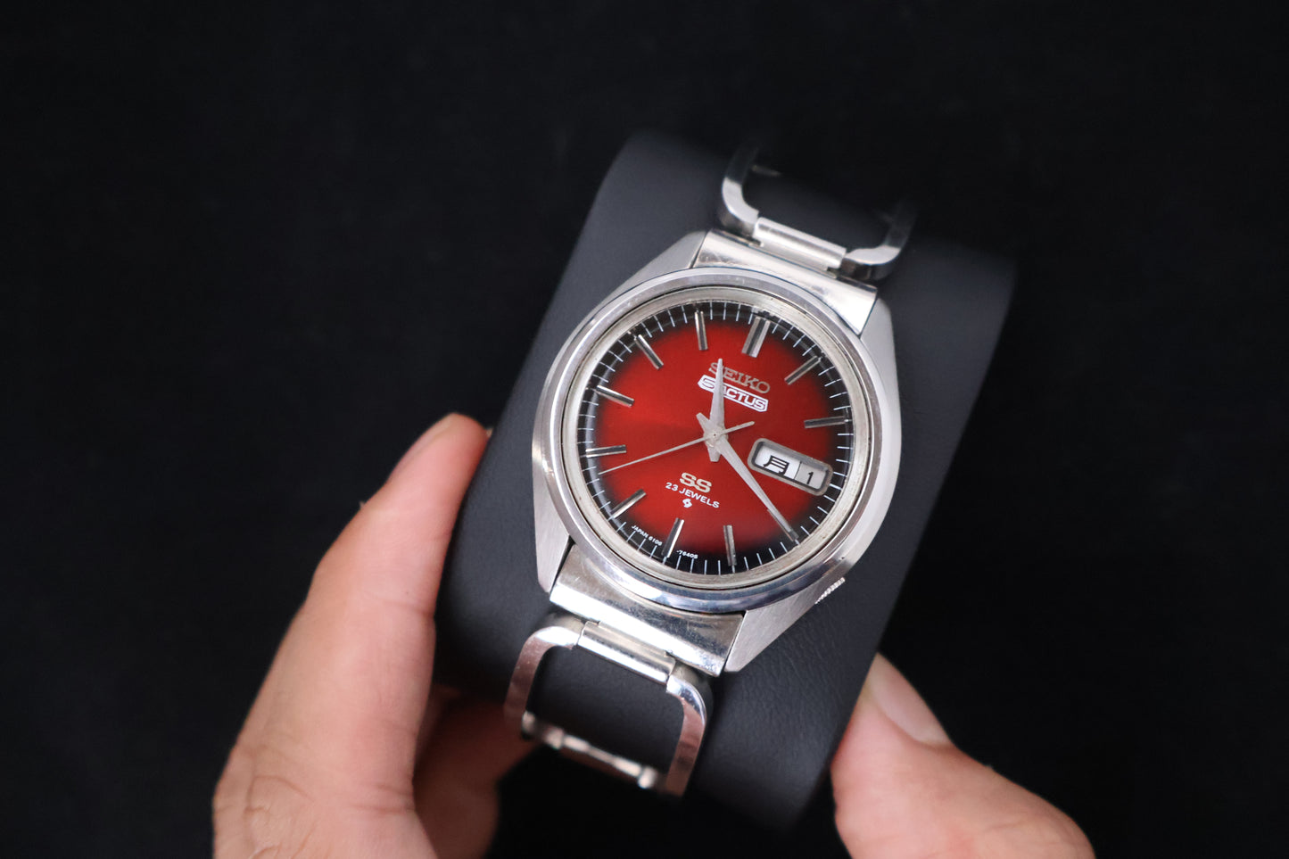 (SERVICED) Rare Vintage 1970 Seiko 5 Actus SS 23 Jewels 6106-7480