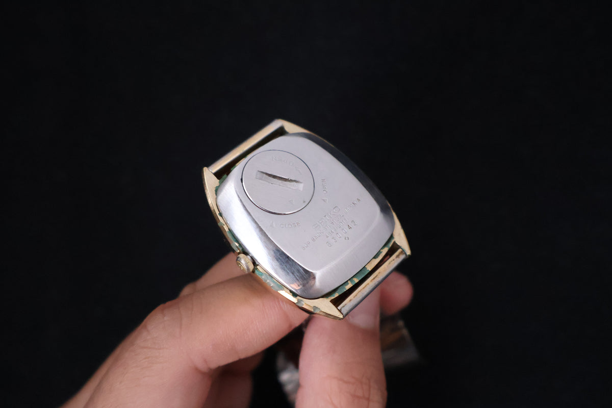 (SERVICED) Rare Vintage 1976 Seiko Grand Quartz Gold Tone 4842-5011