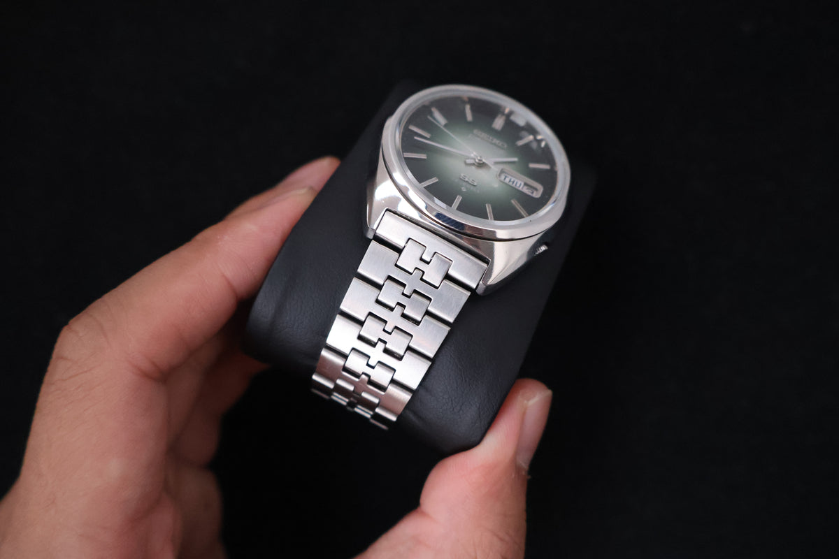 (SERVICED) Rare Vintage 1975 Seiko 5 Actus SS Emerald Green 23 Jewels 6106-8670