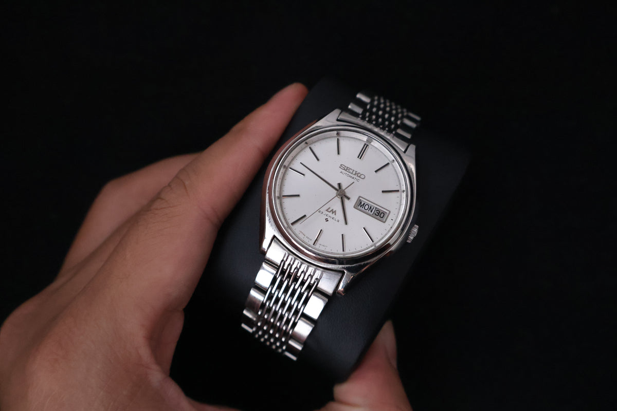 (SERVICED) Rare Vintage 1975 Seiko Lord Matic LM 23 Jewels 5606-8051