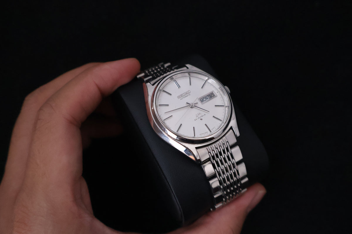 (SERVICED) Rare Vintage 1975 Seiko Lord Matic LM 23 Jewels 5606-8051